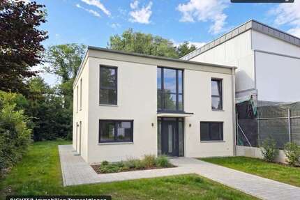 Haus zum Kaufen in Langenfeld 535.000,00 € 185 m²