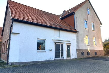 Alfeld-OT, EFH + Nebengeb. - 240.000,00&nbsp;EUR Kaufpreis, ca.&nbsp; 170,00&nbsp;m&sup2;&nbsp;Wohnfl&auml;che in Alfeld (Leine) (PLZ: 31061) Warzen