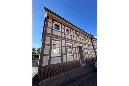 Großzügiges, gepflegtes, charmantes Wohnhaus in Bockenem- 2 Garagen, Garten, Gartenhaus und vieles mehr