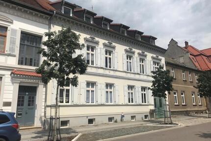 Schöne 3-Raum-Wohnung im Kreuzgang in Burg