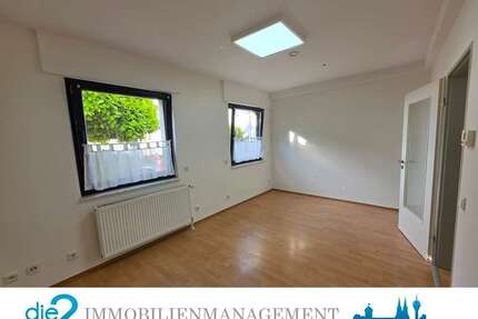 Wohnung zum Mieten in Solingen 320,00 € 25 m²
