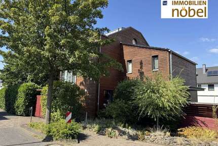 Haus zum Kaufen in Niederkassel 830.000,00 € 205 m²