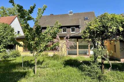Haus zum Kaufen in Rückersdorf 619.000,00 € 209 m²