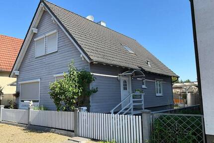 Sehr schön renoviertes Einfamilienwohnhaus in Rheinhausen - Ortsteil Oberhausen