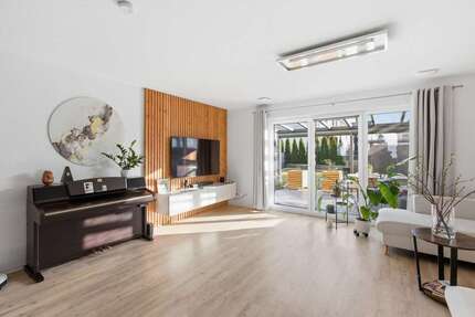 Haus zum Mieten in Schulzendorf 2.390,00 € 148 m²