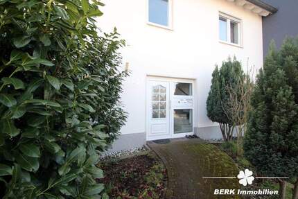 BERK Immobilien - Ihr Zweifamilienhaus - modern, großzügig & voller Möglichkeiten! - Babenhausen Sickenhofen