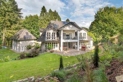 Haus zum Kaufen in Bendestorf 2.600.000,00 € 531 m²