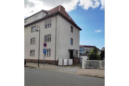 Freundliche 2,5-Zimmer-Altbauwohnung in zentraler Lage - Neustrelitz