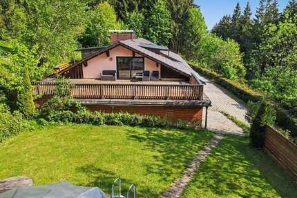 Haus zum Kaufen in Lalling 550.000,00 € 230 m²