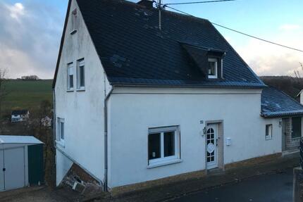 Einfamilienhaus zu mieten - 750,00&nbsp;EUR Kaltmiete, ca.&nbsp; 97,00&nbsp;m&sup2; in Kaisersesch (PLZ: 56759)