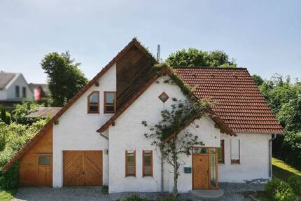 Familienanwesen mit Baugrundstück in Ruheoase - Rüthen Kallenhardt
