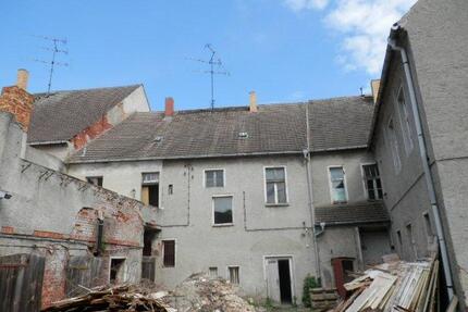 Laden Wohnhaus 200 m2 Wohnfläche entkernt Grundstück und weitere - Doberlug-Kirchhain