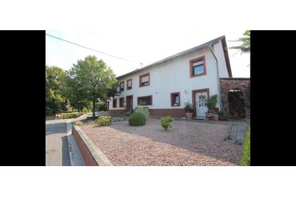 Zweifamilienhaus in Wadern-Bardenbach