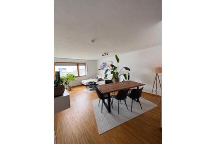Zwischenmiete für eine Person - 650,00&nbsp;EUR Kaltmiete, ca.&nbsp; 79,00&nbsp;m&sup2; in Regensburg (PLZ: 93049) Das Dörnberg
