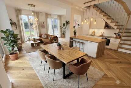 Haus zum Kaufen in Düsseldorf 790.000,00 € 100 m²