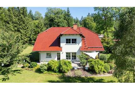 Haus zum Kaufen in Luisenthal 1.500.000,00 € 331 m²