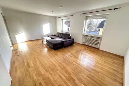 Wohnung zum Mieten in Poing 1.660,00 € 117 m²