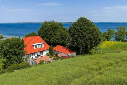 Haus zum Kaufen in Glücksburg Bockholm 975.000,00 € 115 m² - Glücksburg / Bockholm