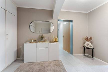 1.OG - 4 Zimmer + 2 Bäder + Tiefgaragenstellplatz in Bergheim