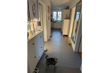 Dachgeschoßwohnung 2 Zimmer - 680,00&nbsp;EUR Kaltmiete, ca.&nbsp; 68,00&nbsp;m&sup2; in Großenwiehe (PLZ: 24969)