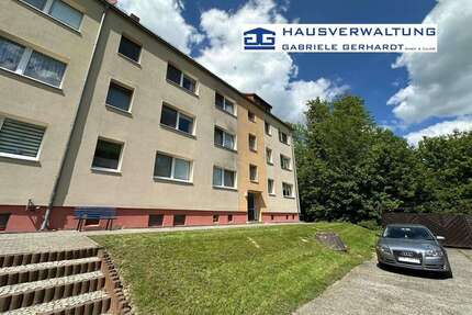 Wohnung zum Kaufen in Frohburg 36.500,00 € 60.7 m²