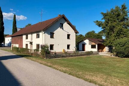 Schönes Anwesen mit Nebengebäude zu vermieten - Pfarrkirchen