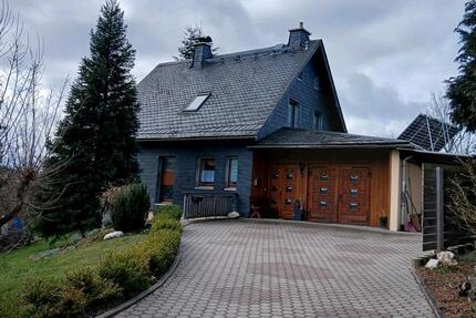 Einfamilienhaus mit Einliegerwohnung - Remptendorf