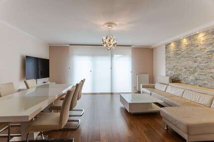 Haus zum Mieten in Frankfurt 2.950,00 € 161 m²