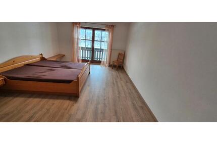 1 Zimmer Wohnung - 400,00&nbsp;EUR Kaltmiete, ca.&nbsp; 33,00&nbsp;m&sup2; in Bad Birnbach (PLZ: 84364) Asenham