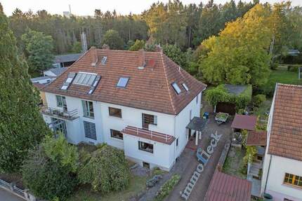 Stilvolle Doppelhaushälfte auf 927 m² herrlichem Areal!! - Bexbach