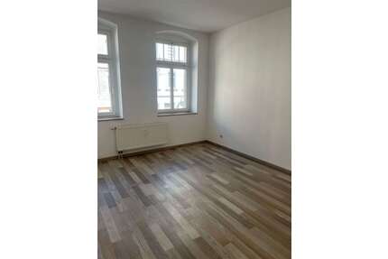 Wohnung zum Mieten in Chemnitz 300,00 € 60 m²