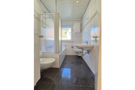 3-Zimmer Wohnung mit Balkon und Einbauküche - Ergolding Piflas