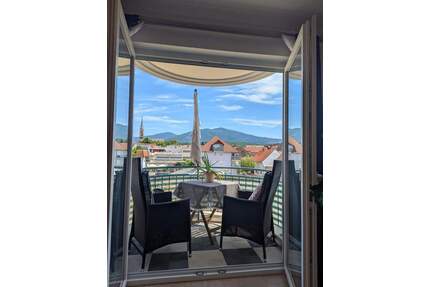 PROVISIONSFREI und sofort beziehbar! Helle 3-Zimmer-Wohnung im Zentrum inkl. TG-Stellplatz! - Müllheim