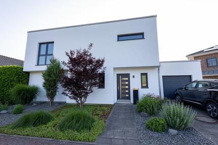 Einfamilienhaus 2-geschossig - 