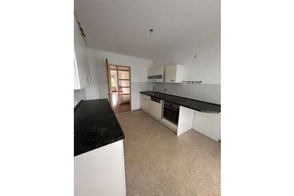 Wohnung zum Mieten in Regensburg 939,14 € 84.99 m²