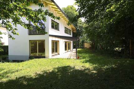 Haus zum Kaufen in Neubiberg 1.820.000,00 € 194 m²