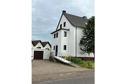 Einfamilienhaus Reiheneckhaus in Düren -Mariaweiler