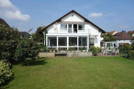 Freistehendes Ein- bis Zweifamilienhaus in Toplage - Maintal Dörnigheim