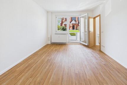 1-Raum-Wohnung im Erdgeschoss mit Balkon auf dem südlichen Sonnenberg - Chemnitz Hilbersdorf