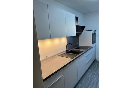 Einbauküche - 3.000,00&nbsp;EUR Kaltmiete, ca.&nbsp; 20,00&nbsp;m&sup2;&nbsp;Wohnfl&auml;che in Meine (PLZ: 38527)