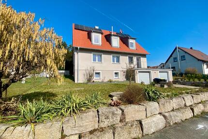 Traumhaus für Familien: großer Garten, Terrasse und ruhige Lage - Werneck