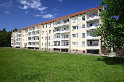 Wohnung zum Mieten in Pausa-Mühltroff 493,20 € 68.5 m²