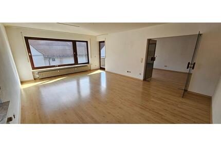 Helle 5-Zimmer-Wohnung in Wertheim-Nassig (von privat)