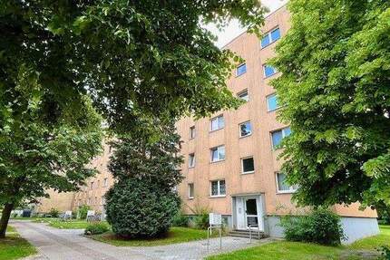 Nachmieter gesucht für Schöne 3-Raum Wohnung mit Ausblick. - Schwerin Mueßer Holz