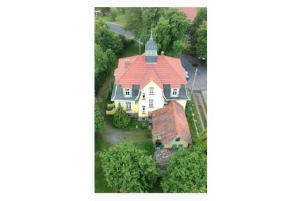 von Privat: großzg. freist. Haus, großer Garten, Kreis Sonneberg - Frankenblick