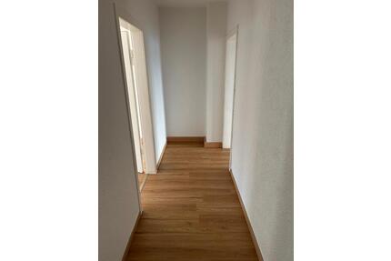 2 Zimmer Wohnung Gelsenkirchen Schalke-zentral, frisch renoviert