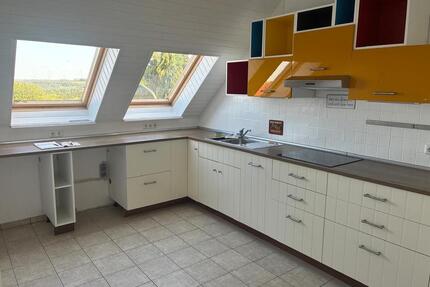 Charmante 4-Zimmer-Maisonette-Wohnung mit Balkon, Garage, Garten - Hürtgenwald