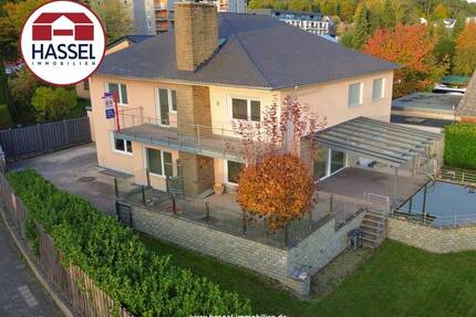 Großzügiges Einfamilienhaus mit privatem Wellnessparadies. Leben mit Niveau, Eleganz und viel Platz - Mechernich