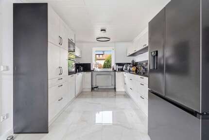 Haus zum Kaufen in Vilsheim 650.000,00 € 184 m²