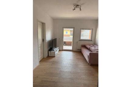 2 Zimmer Wohnung mit Balkon und EBK - Schwindegg